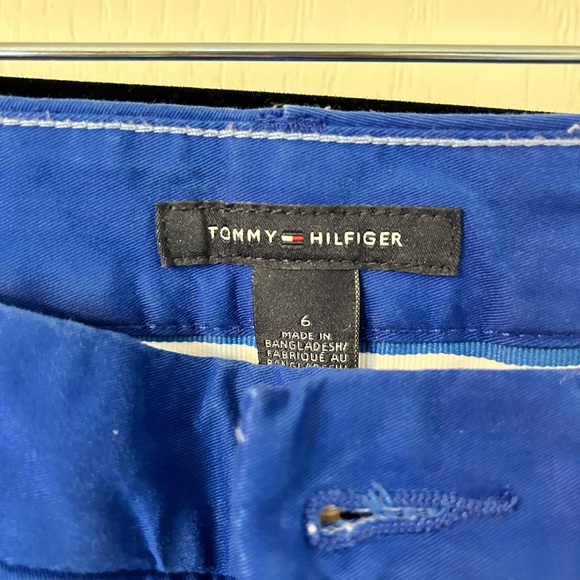 Tommy Hilfiger slim ankle pant. Size 6. - Picture 2 of 3